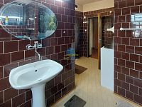Rodinný dům(200m²) s garáží, sklep, pozemek 795m², Horní Lomany, Františkovy Lázně - 20260407_163151.jpg