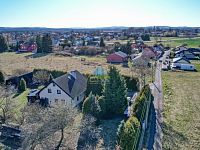 Rodinný dům(200m²) s garáží, sklep, pozemek 795m², Horní Lomany, Františkovy Lázně - DJI_0312 (1).jpg