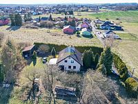 Rodinný dům(200m²) s garáží, sklep, pozemek 795m², Horní Lomany, Františkovy Lázně - DJI_0317.jpg