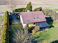 Rodinný dům(200m²) s garáží, sklep, pozemek 795m², Horní Lomany, Františkovy Lázně - DJI_0321.jpg