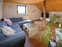 Rodinný dům(200m²) s garáží, sklep, pozemek 795m², Horní Lomany, Františkovy Lázně - IMG_1848.jpg