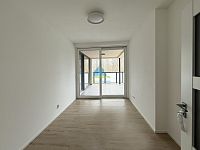 BYT 3+kk(77,5m2)s terasou a výtahem v Chebu k pronájmu - 3+KK Hradební Cheb (22)c.jpg