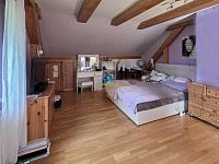 Dvougenerační rodinný dům 168 m2, zahrada 1 963 m2, Hřebeny u Sokolova - 20260514_150419.jpg