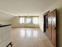 Rodinný dům(239m² zast.pl.) o velikosti 3+1, se zahradou(267 m²) na prodej - IMG_8269COP.jpg