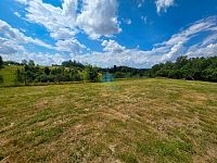 Stavební pozemek 2 674 m² s vrtem a sítěmi na dosah, Hřebeny - Josefov u Sokolova - 20260716_134339.jpg