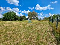 Stavební pozemek 2 674 m² s vrtem a sítěmi na dosah, Hřebeny - Josefov u Sokolova - 20260716_134517.jpg