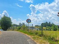 Stavební pozemek 2 674 m² s vrtem a sítěmi na dosah, Hřebeny - Josefov u Sokolova - 20260716_140158.jpg