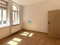 Pronájem moderního bytu 2+kk po kompletní rekonstrukci, 55 m² - 2+KK Aš  (25)co.jpg