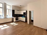 Pronájem moderního bytu 2+kk po kompletní rekonstrukci, 55 m² - 2+KK Aš  (6)co.jpg