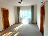 Prodej vily 234 m² s pozemkem 274 m² - Foto 4