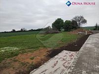 Prodej stavebního pozemku 913 m² - Foto 1