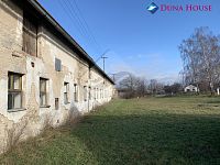 Prodej pozemku 1 691 m2 se zemědělskou stavbou, Mančice - Dolní Chvatliny, okr. Kolín. - Foto 3