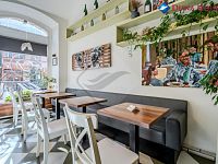 Nabízíme přenechání pronájmu zavedené kavárny/bistra, Praha 8 - Karlín - Foto 9