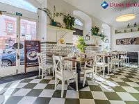 Nabízíme přenechání pronájmu zavedené kavárny/bistra, Praha 8 - Karlín - Foto 6