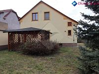 Rodinný dům, Praha - Lochtov - Foto 2