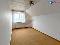 Rodinný dům, Praha - Lochtov - Foto 12