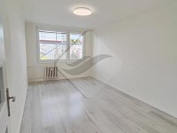 Prodej bytu 2 + 1, Ovčí hájek, Praha 5 - Stodůlky. - Foto 3