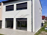 Prodej rodinného domu 4+kk, pozemek 369 m² - Foto 8