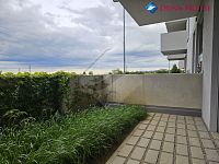 Pronájem bytu 1+kk s předzahrádkou - Foto 6