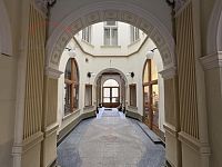 Kanceláře 45,5 m² s parkováním – Liberec, nám. Dr. E. Beneše (naproti radnici) - IMG_1580.jpeg