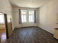 Pronájem moderního bytu 3+kk v centru Semil - 20250429_152142_resized.jpg