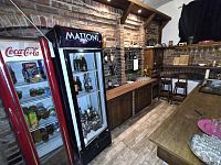 Pronájem stylové vinárny / hudebního klubu (295 m²) – Komenského náměstí - 20260109_110439.jpg