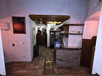Pronájem stylové vinárny / hudebního klubu (295 m²) – Komenského náměstí - 20260109_110530.jpg