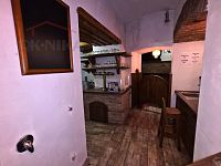 Pronájem stylové vinárny / hudebního klubu (295 m²) – Komenského náměstí - 20260109_110557.jpg