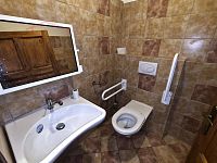 Pronájem stylové vinárny / hudebního klubu (295 m²) – Komenského náměstí - 20260109_110837.jpg