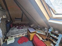 Prodej podkrovního bytu 2+1 se zahradou v Semilech - 20260614_090806.jpg