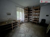 exkluzivní prodej samostatné části dvojdomu, maštale a velké zahrady za domem - Drahenice - 13