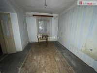 exkluzivní prodej samostatné části dvojdomu, maštale a velké zahrady za domem - Drahenice - 18