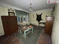 exkluzivní prodej samostatné části dvojdomu, maštale a velké zahrady za domem - Drahenice - 19