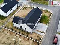 Prodej rodinného domu 135 m², s pozemkem 712 m² - Pohled na dům č. VI