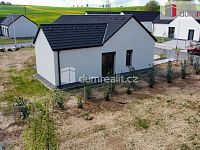 Prodej rodinného domu 135 m², s pozemkem 712 m² - Pohled na dům č. VI