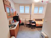 Pronájem bytu 1+kk, 21,3 m2, po rekonstrukci, přízemí, činžovní vila se zahradou, Praha Smíchov, Mošnova