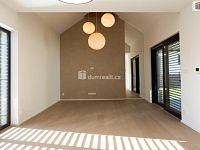 Prodej rodinného domu 5+ kk 135 m², s pozemkem 658 m² - 24