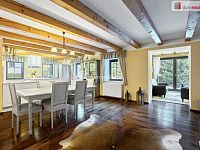 Dům s investiční příležitostí na pozemku 6.666 m2 v Krušných horách - 10