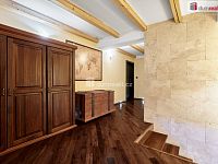 Dům s investiční příležitostí na pozemku 6.666 m2 v Krušných horách - 12