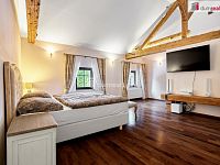 Dům s investiční příležitostí na pozemku 6.666 m2 v Krušných horách - 15