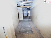 Komerční objekt ve vnitrobloku ulic Šmeralova Sokolovská v Rybářích  - 15