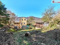 Rodinný dům se zahradou a garáží, Vojkovice - 12