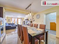 Prodej 2x rodinný dům, 287 m2 s krásným pozemkem 1093 m2 v Lenešicích-Louny - 8