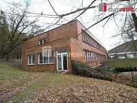 Zavedený hotel Agricola s bazénem zahradou v krásné lokalitě u lesa v Mariánských Lázních - 23