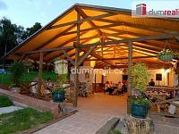 Zavedený hotel Agricola s bazénem zahradou v krásné lokalitě u lesa v Mariánských Lázních - 4