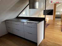 Luxusní byt 3+kk/B ve čtvrtém patře s osobním soukromým výtahem v cihlovém domě v Mariánských Lázních - 6