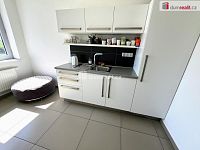 Pronájem kanceláře v budově VTP Triangl, 20 m2 - 3