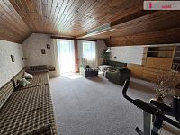 Samostatně stojící RD v klidném prostředí se zahradou - 22