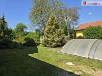 Samostatně stojící RD v klidném prostředí se zahradou - 8
