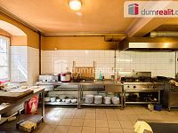 Prodej domu s restaurací nedaleko Ostrova u Karlových Varů - 19
